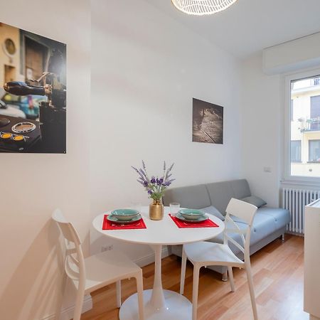 I Host Apartment - Gressoney 3 Milano Esterno foto